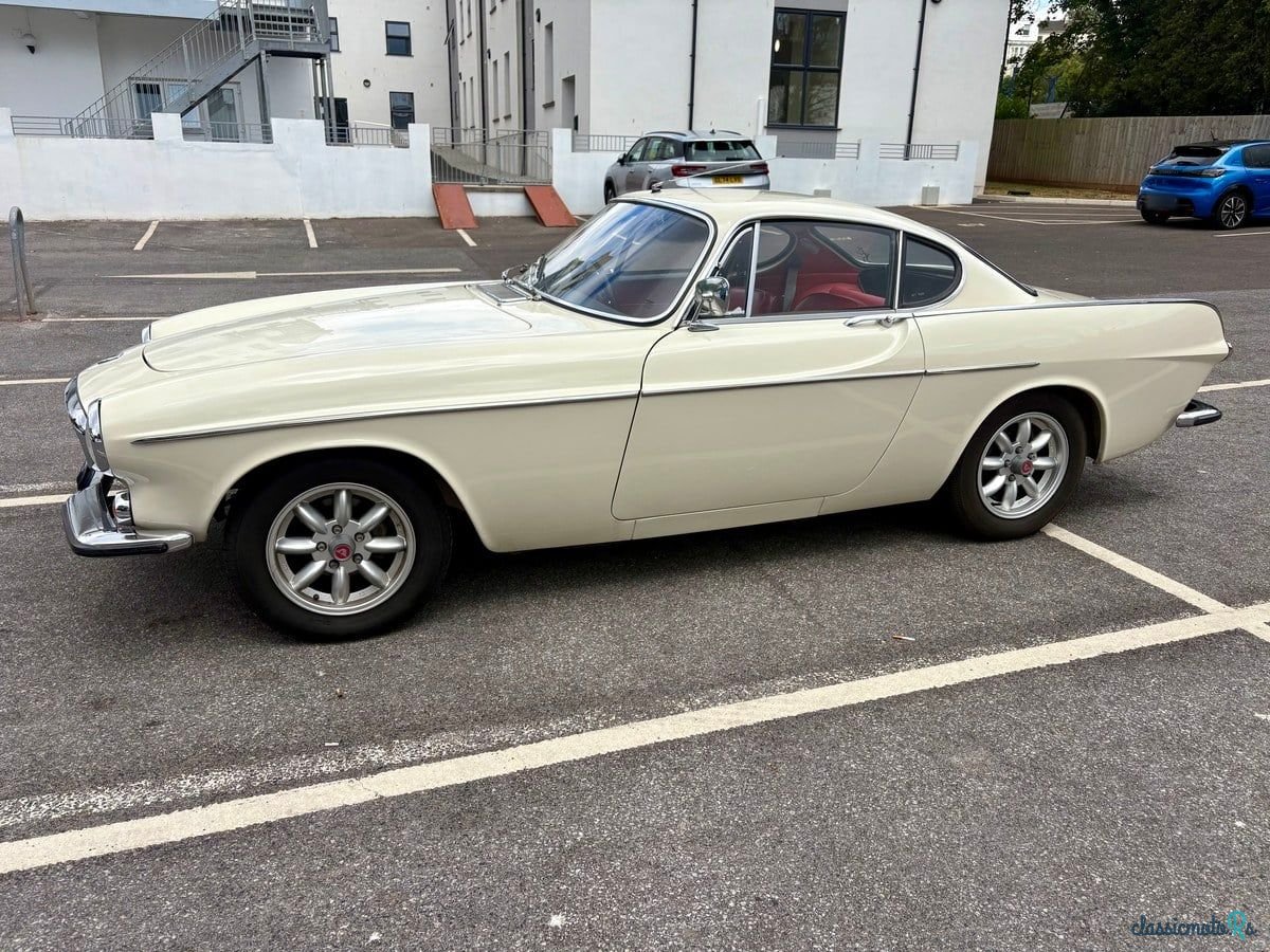 1967' Volvo P1800 photo #3