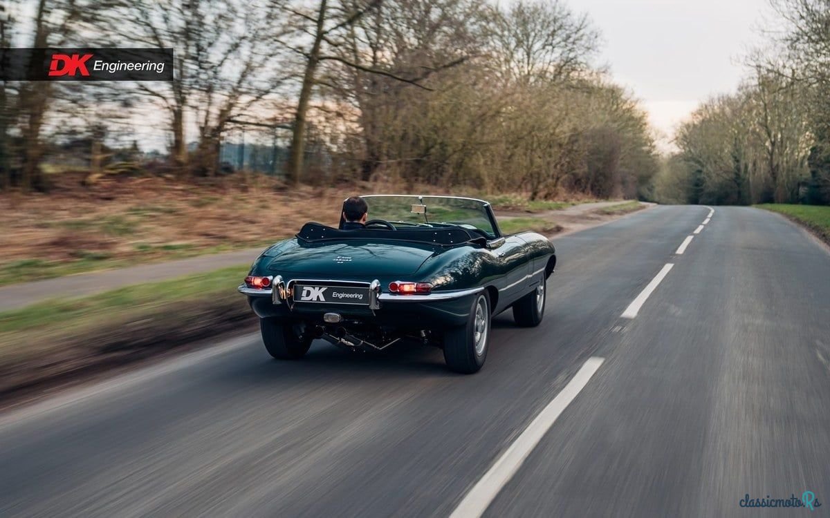 1967' Jaguar E-Type photo #2