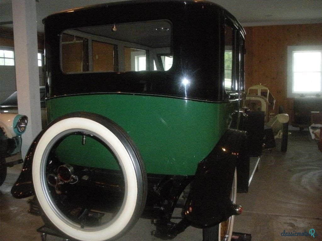 1920' Oldsmobile Model 37 photo #4
