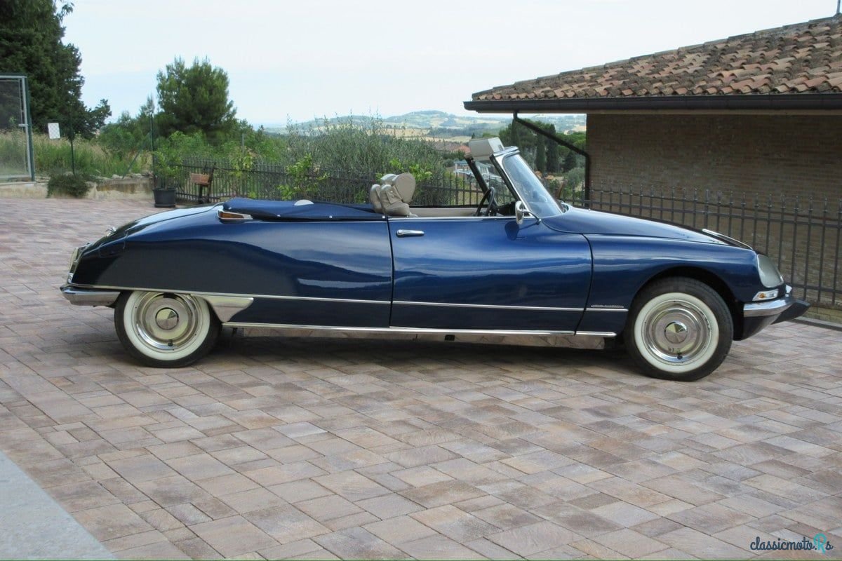 1970' Citroen DS photo #5