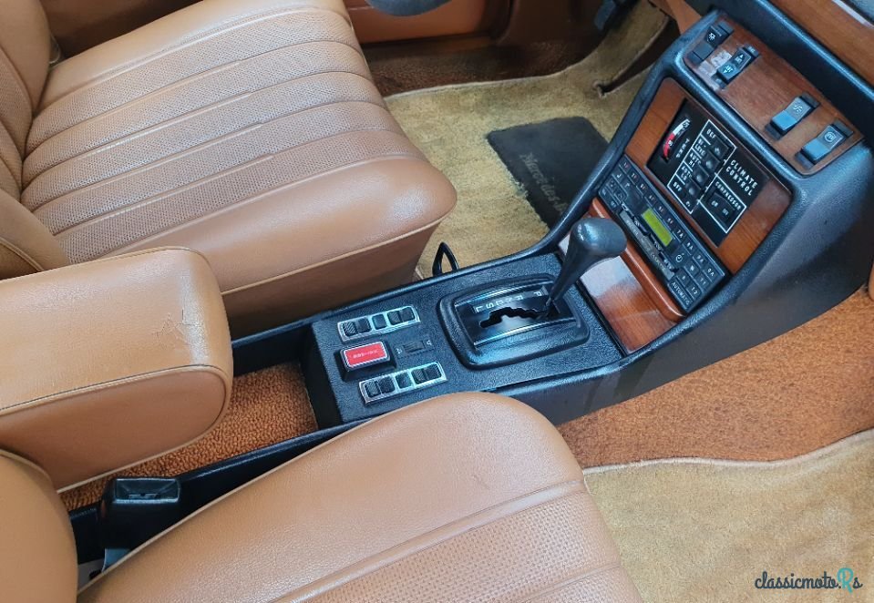 1977' Mercedes-Benz 300 photo #5