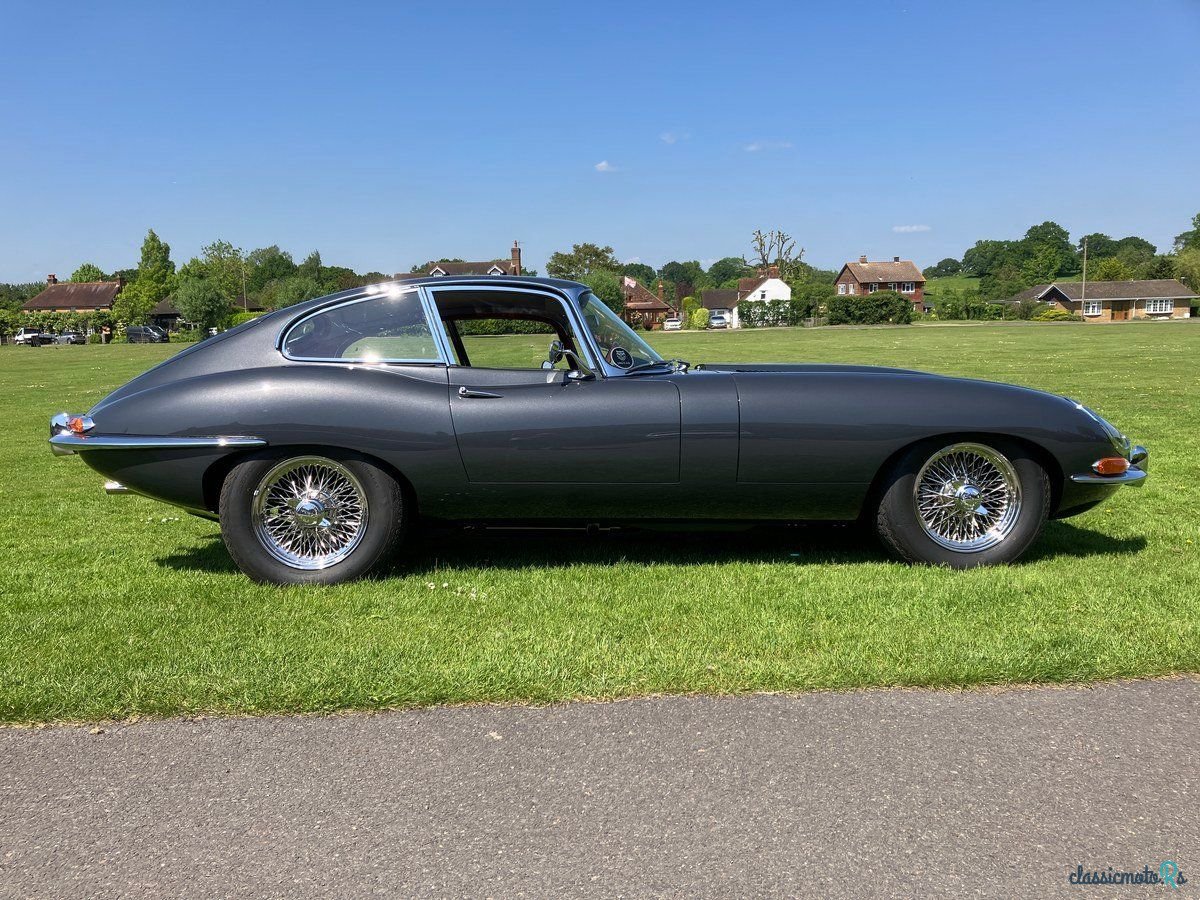 1965' Jaguar E-Type photo #5