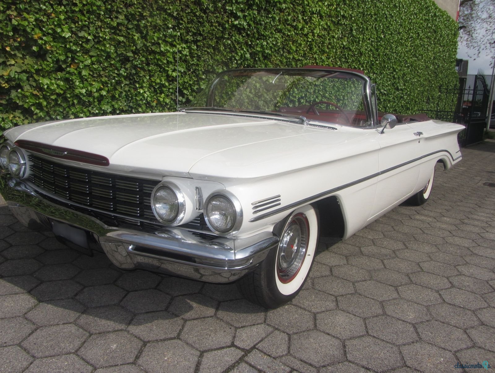 1960' Oldsmobile Dynamic photo #1