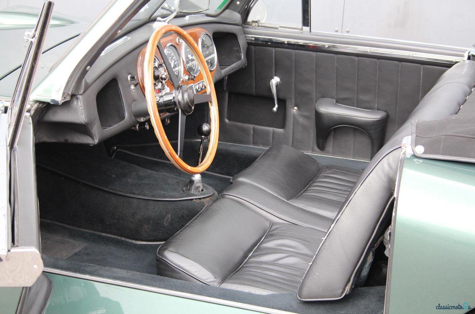 1953' Aston Martin DB2 Original Vantage Dhc photo #3