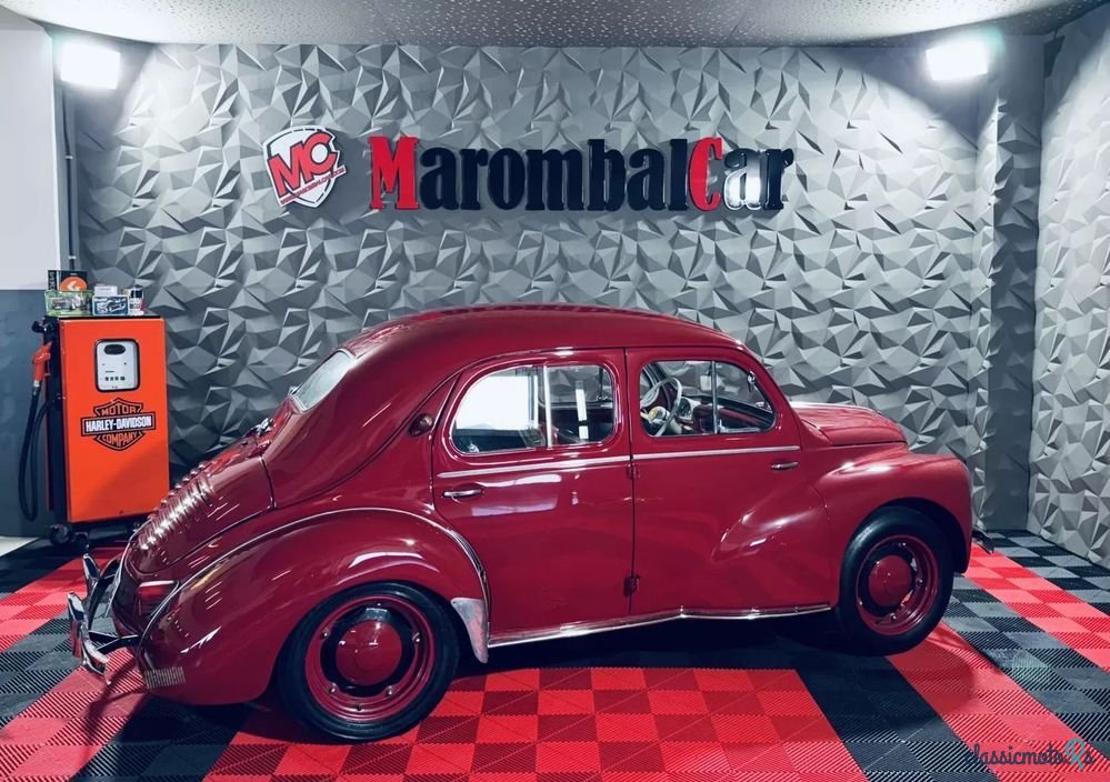 1956' Renault 4 Cv Joaninha photo #6