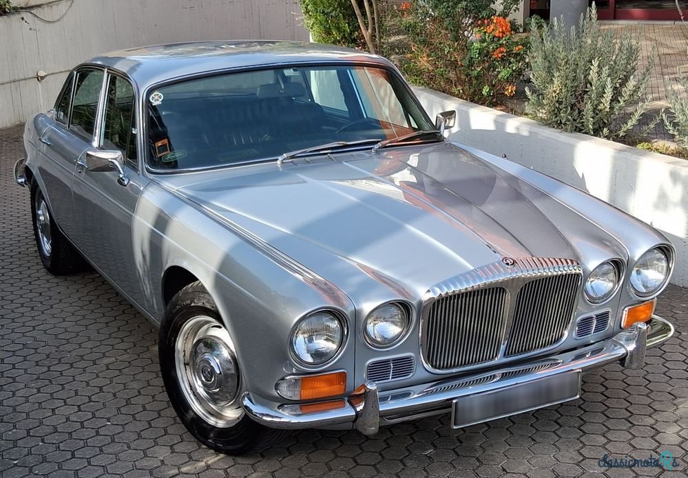 1973' Daimler Sovereign photo #2