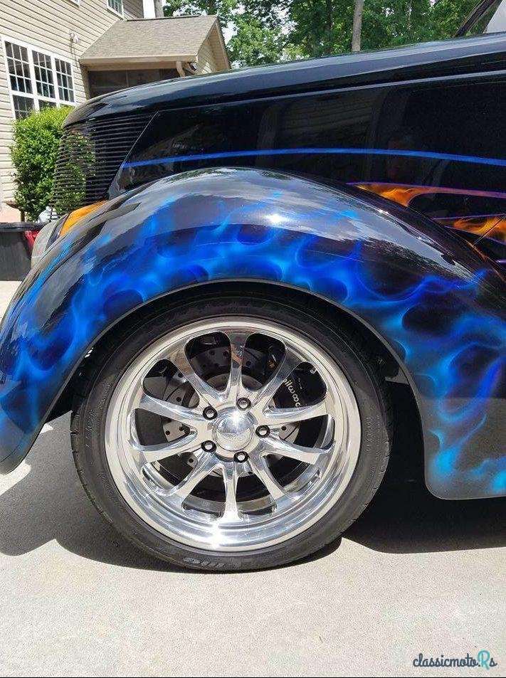 1937' Ford Tudor Sedan photo #6