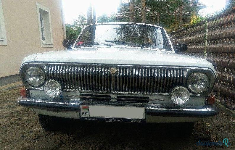 1989' Gaz 24 photo #4