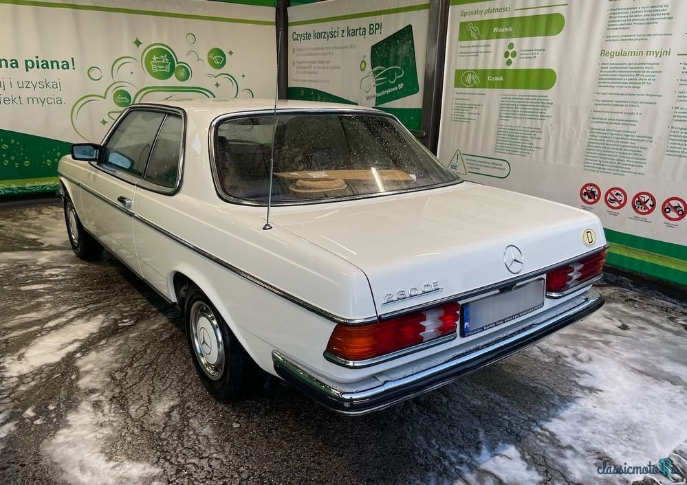 1980' Mercedes-Benz W123 photo #5