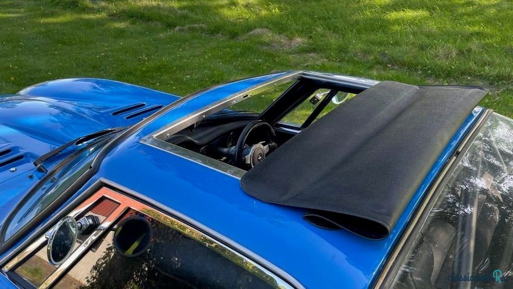 1969' Marcos GT photo #6