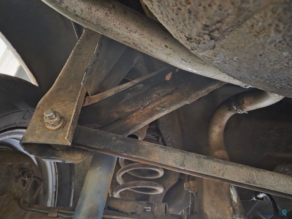 1982' Ford Cortina photo #2