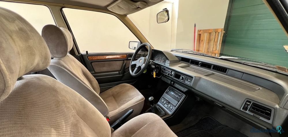 1989' Rover 200 213 Se photo #4