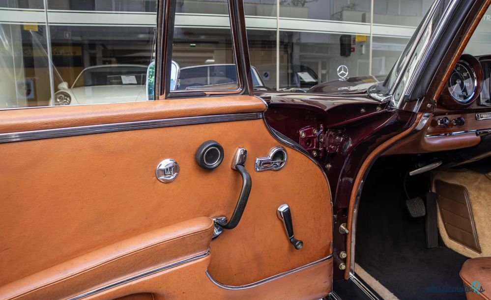 1964' Mercedes-Benz W111/W112 photo #6
