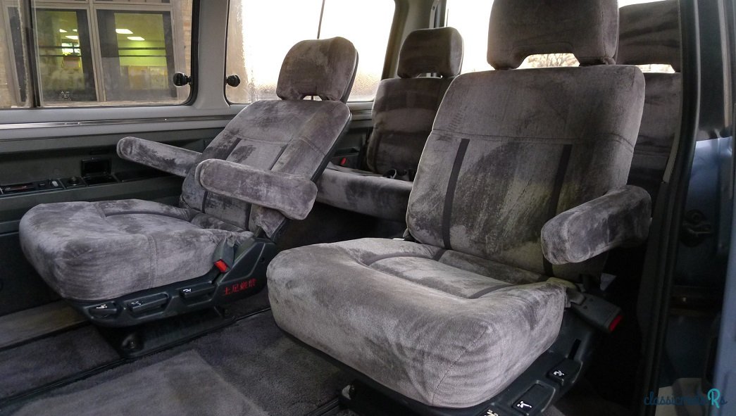 1988' Mitsubishi Delica photo #6