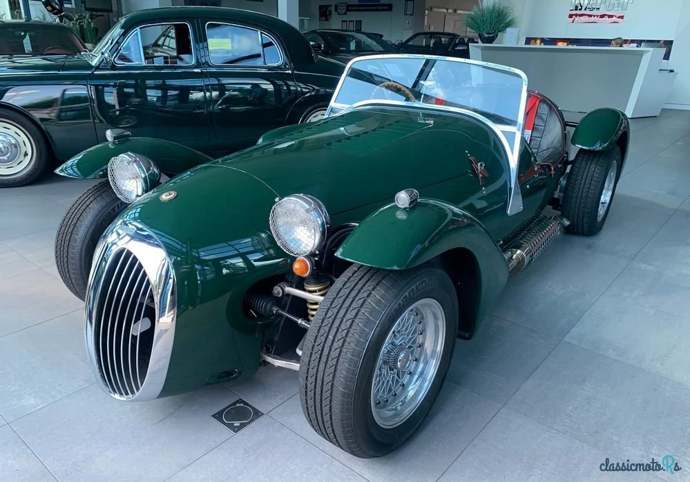 1968' Jaguar photo #2