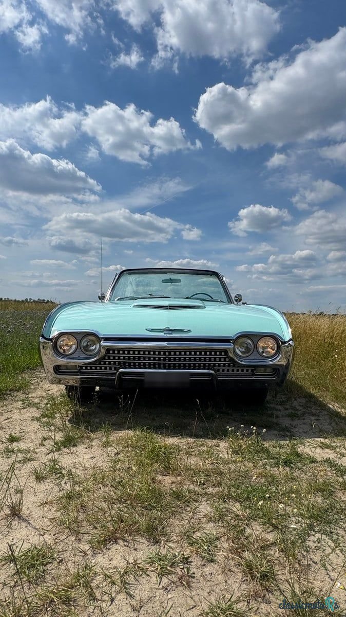 1962' Ford Thunderbird photo #3