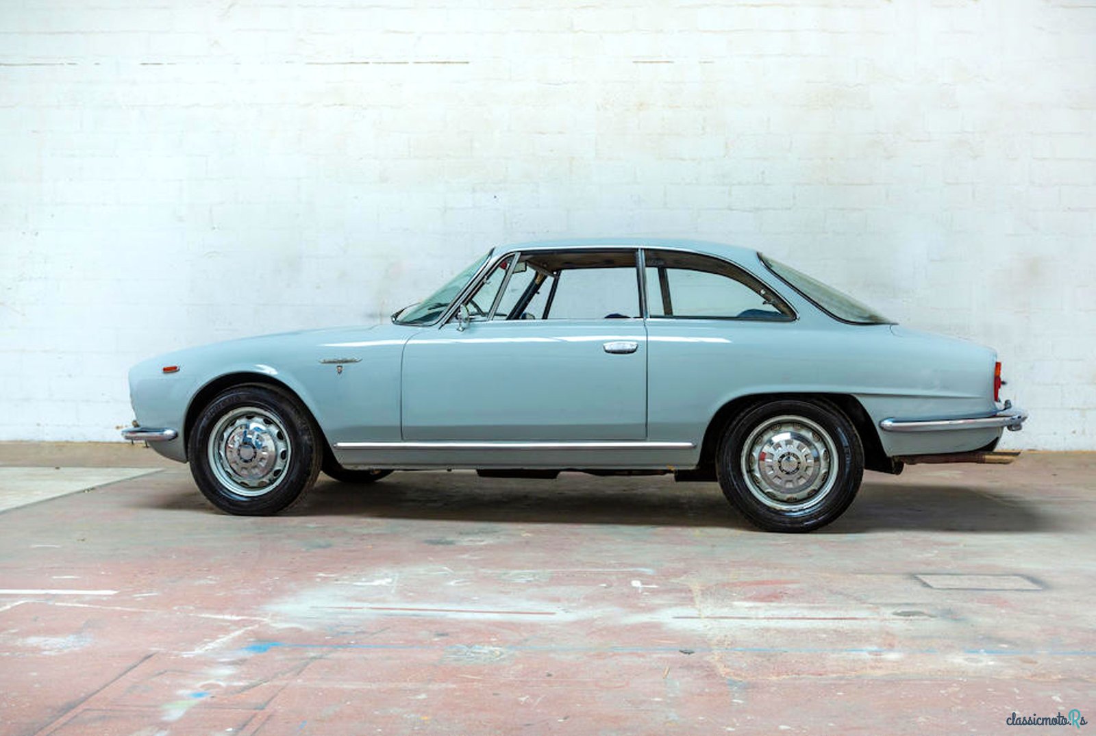 1963' Alfa Romeo 2600 photo #3