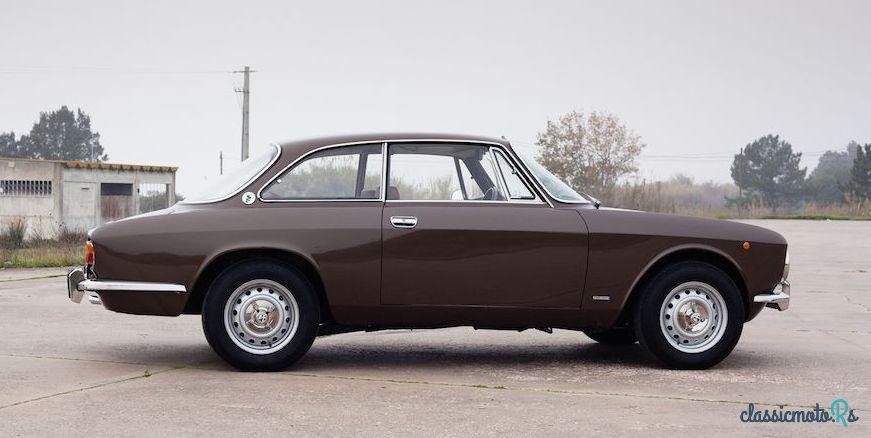 1975' Alfa Romeo Gtv 2000 photo #5