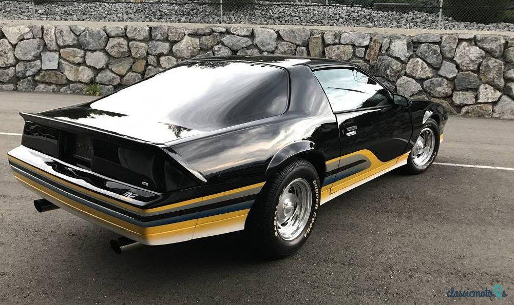 1984' Chevrolet Camaro photo #3