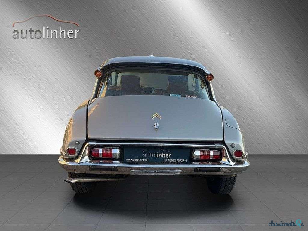 1969' Citroen DS 21 Pallas photo #4