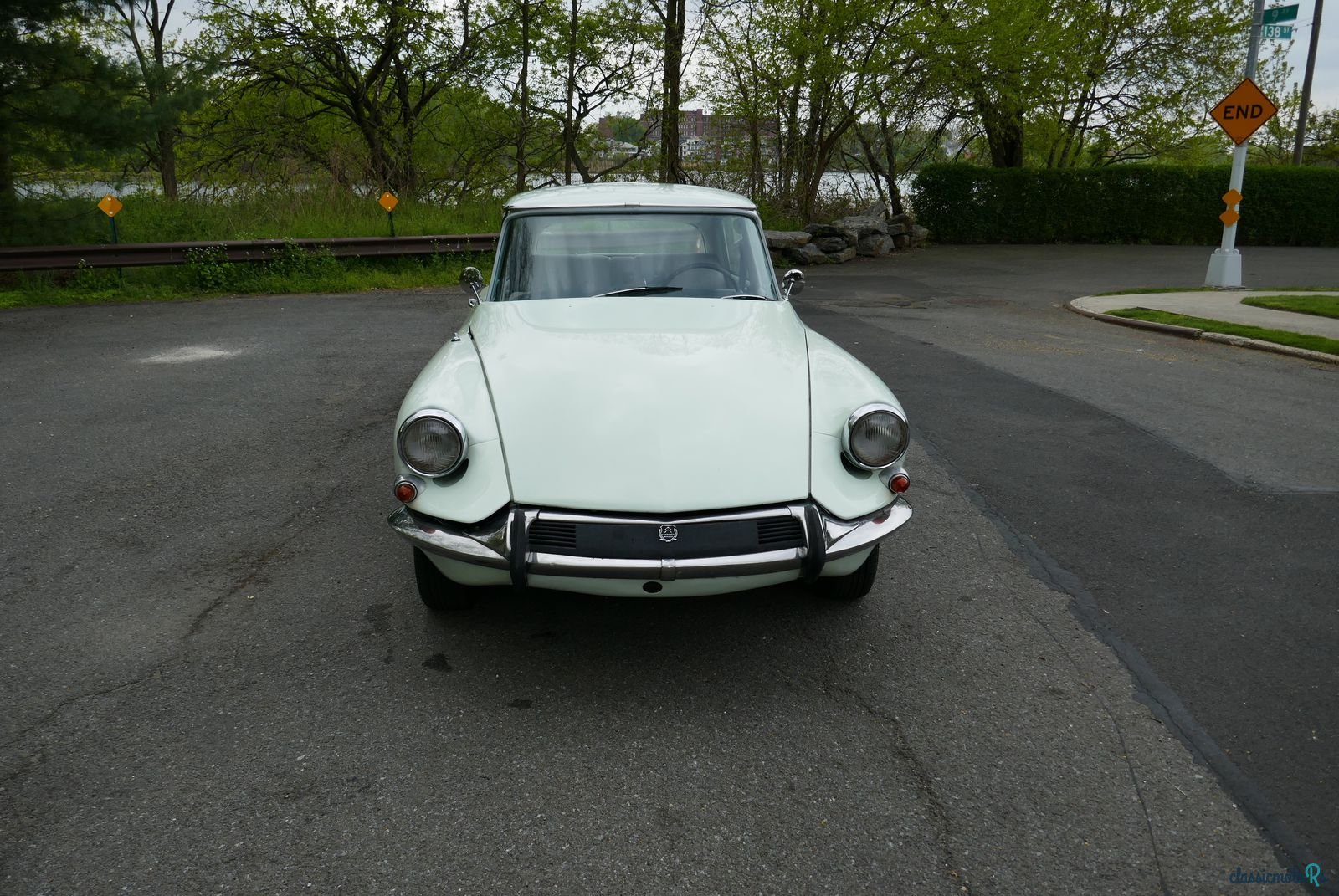 1967' Citroen ID19 photo #2