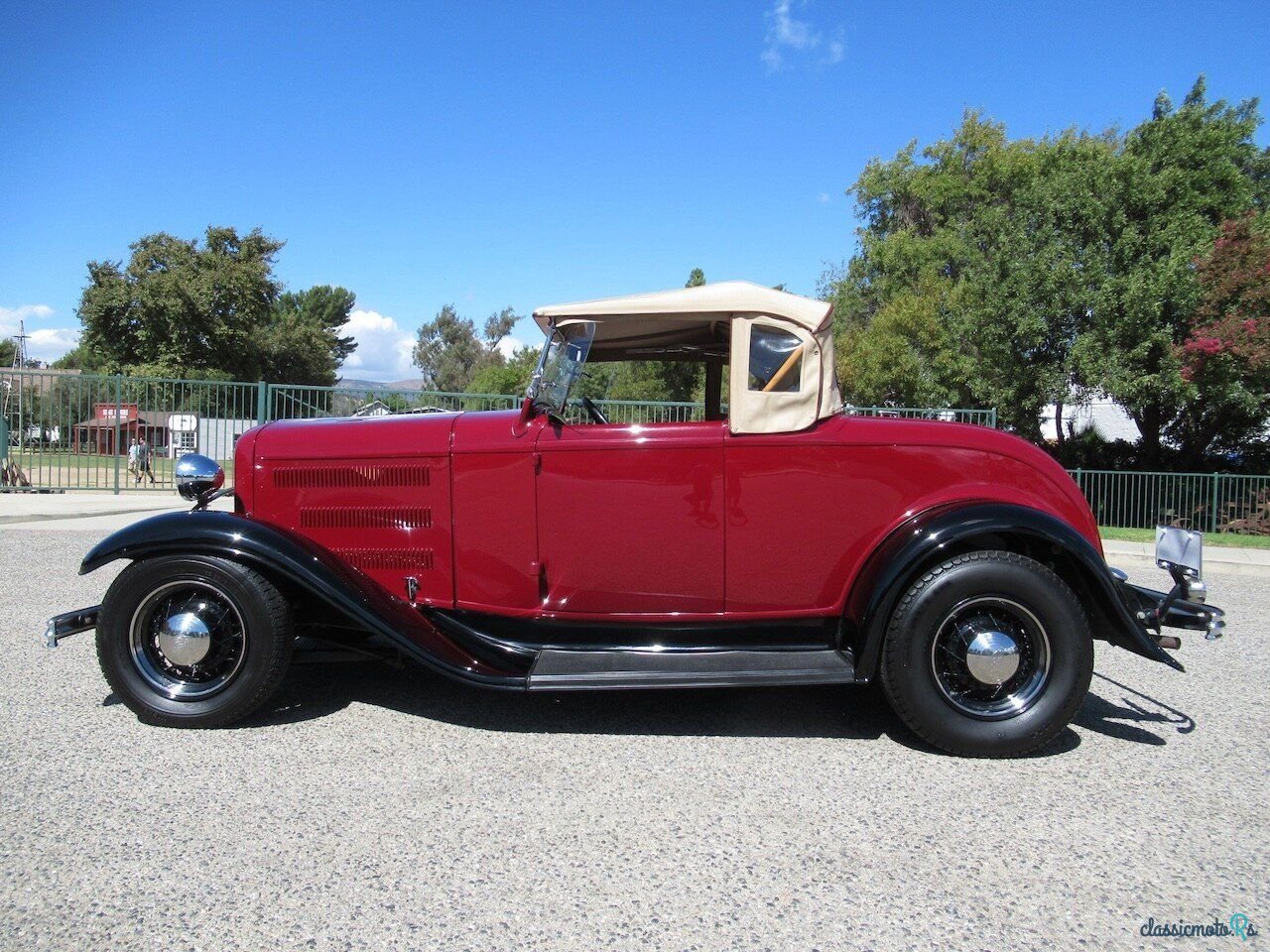 1932' Ford Model 18 photo #2
