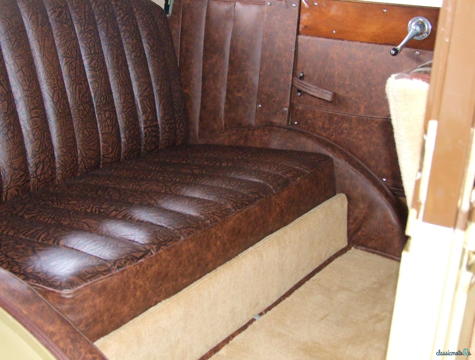 1929' Singer photo #3