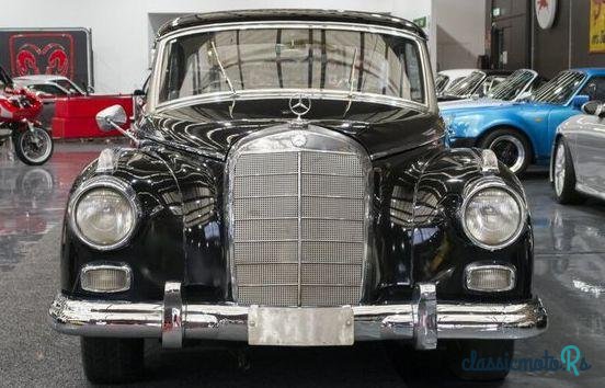 1960' Mercedes-Benz 300 D photo #4