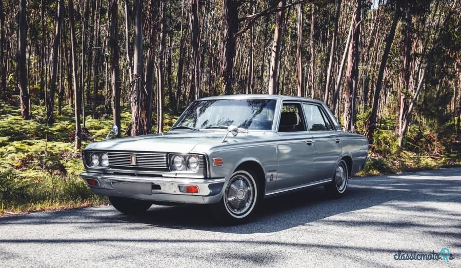 1970' Toyota Crown photo #1