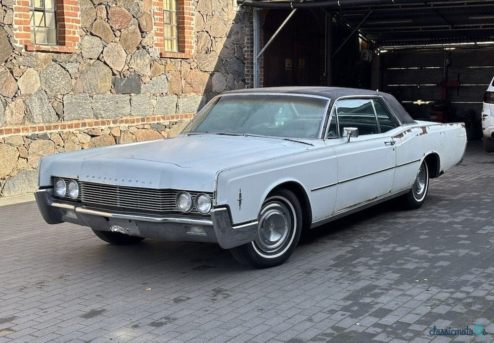 1966' Lincoln Continental photo #3