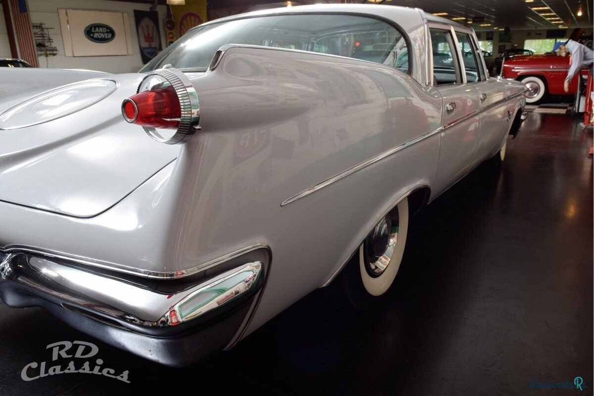1960' Chrysler Imperial photo #4