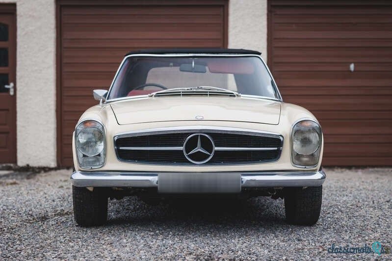 1968' Mercedes-Benz 280 photo #4