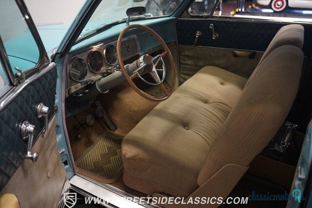 1952' Studebaker Commander photo #3