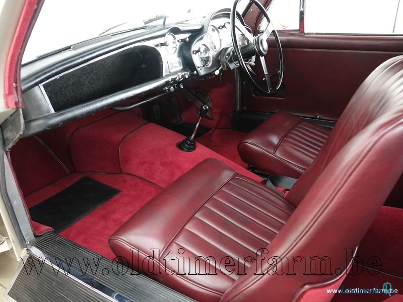 1958' Aston Martin DB2 Mark III '58 CH1607 photo #5