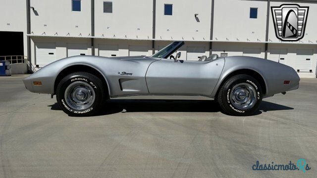 1975' Chevrolet Corvette photo #3