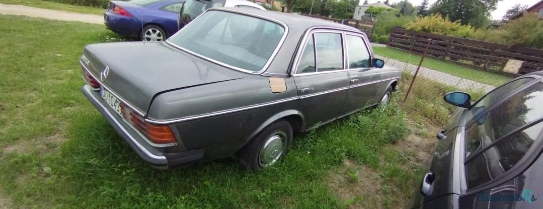 1980' Mercedes-Benz W123 photo #4