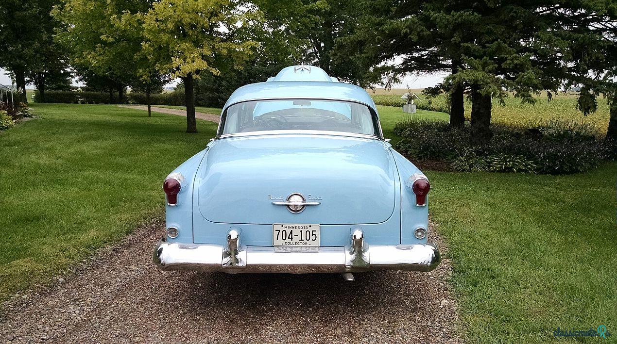 1953' Oldsmobile Ninety-Eight photo #2