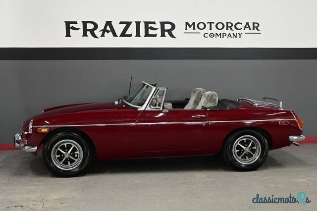 1974' MG MGB photo #5