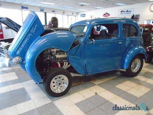 1949' Ford Anglia photo #2