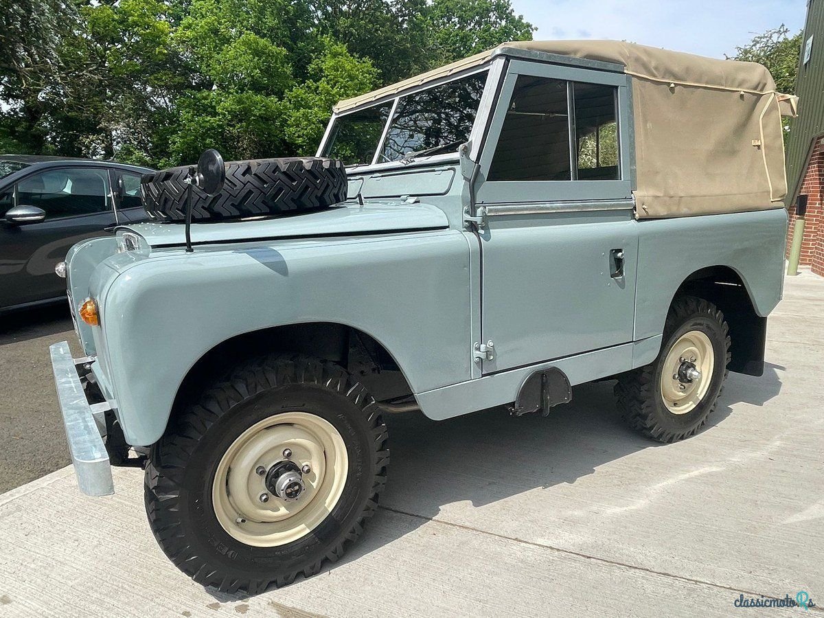 1966' Land Rover Series 2A photo #4