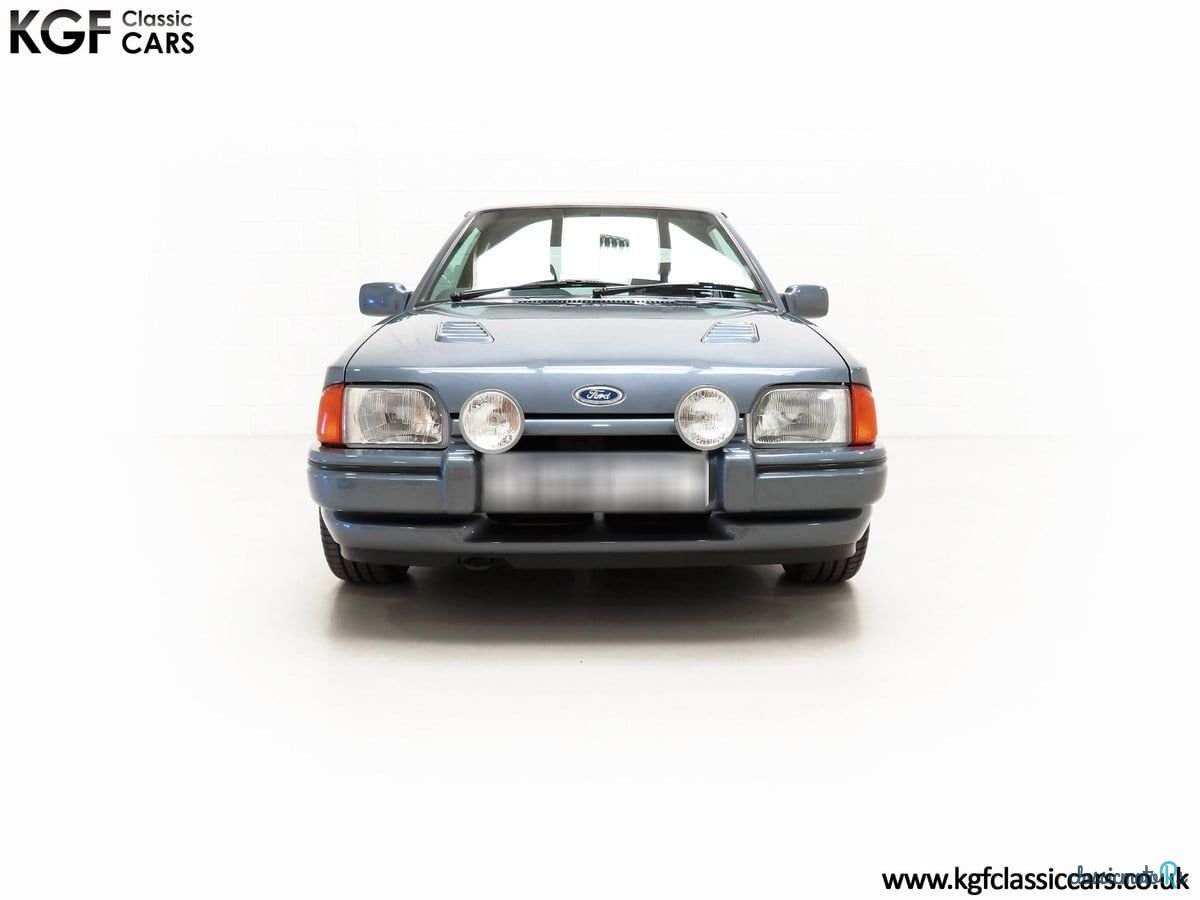 1989' Ford Escort photo #3