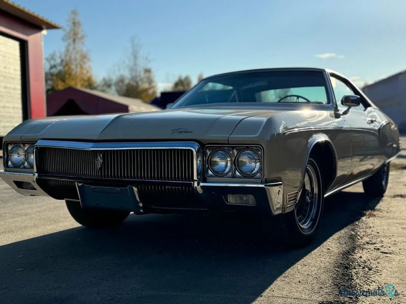 1970' Buick Riviera photo #2