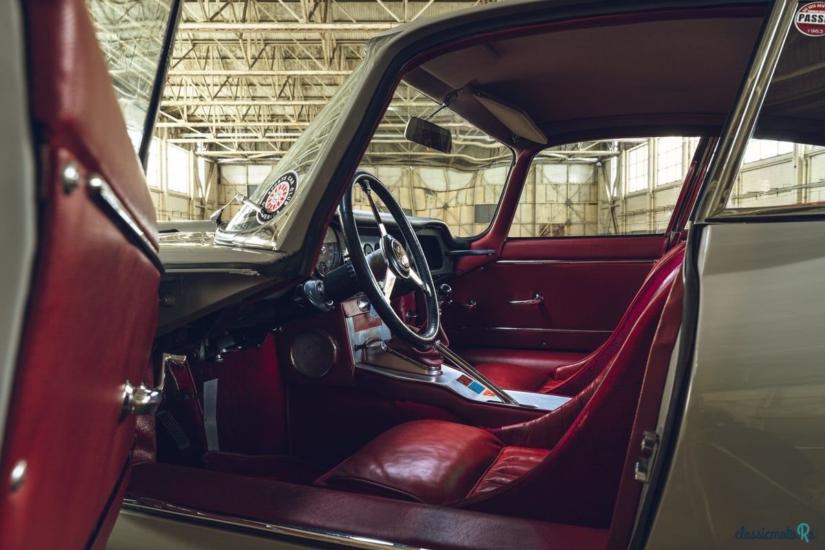 1963' Jaguar E-Type photo #4