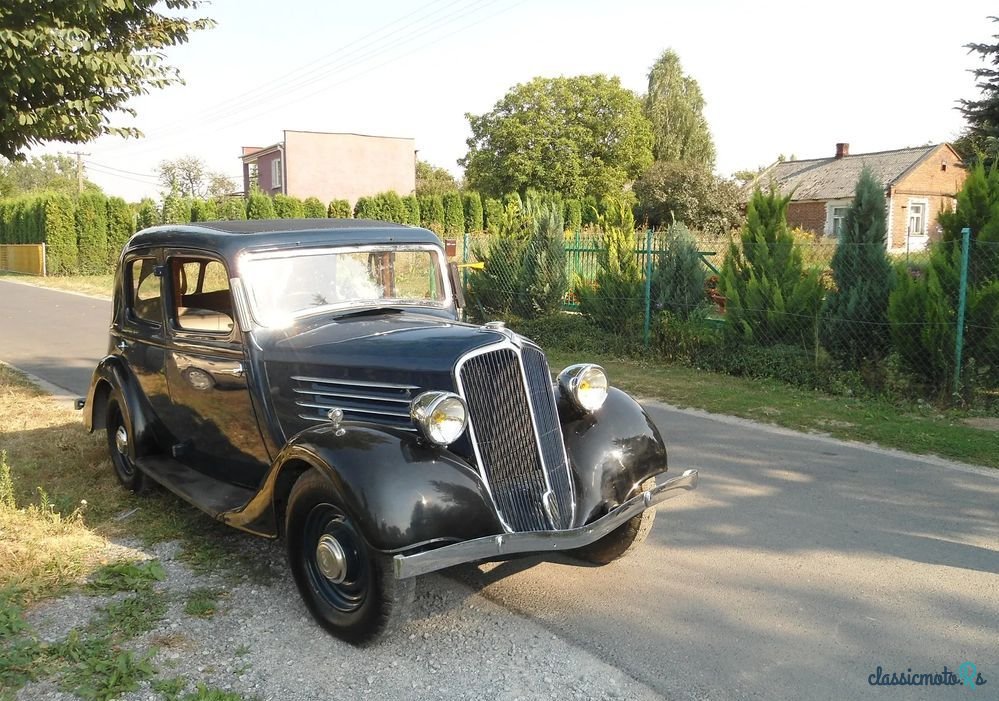 1935' Renault photo #1