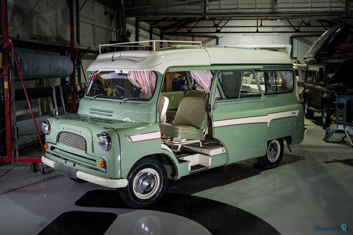 1962' Bedford CA photo #5