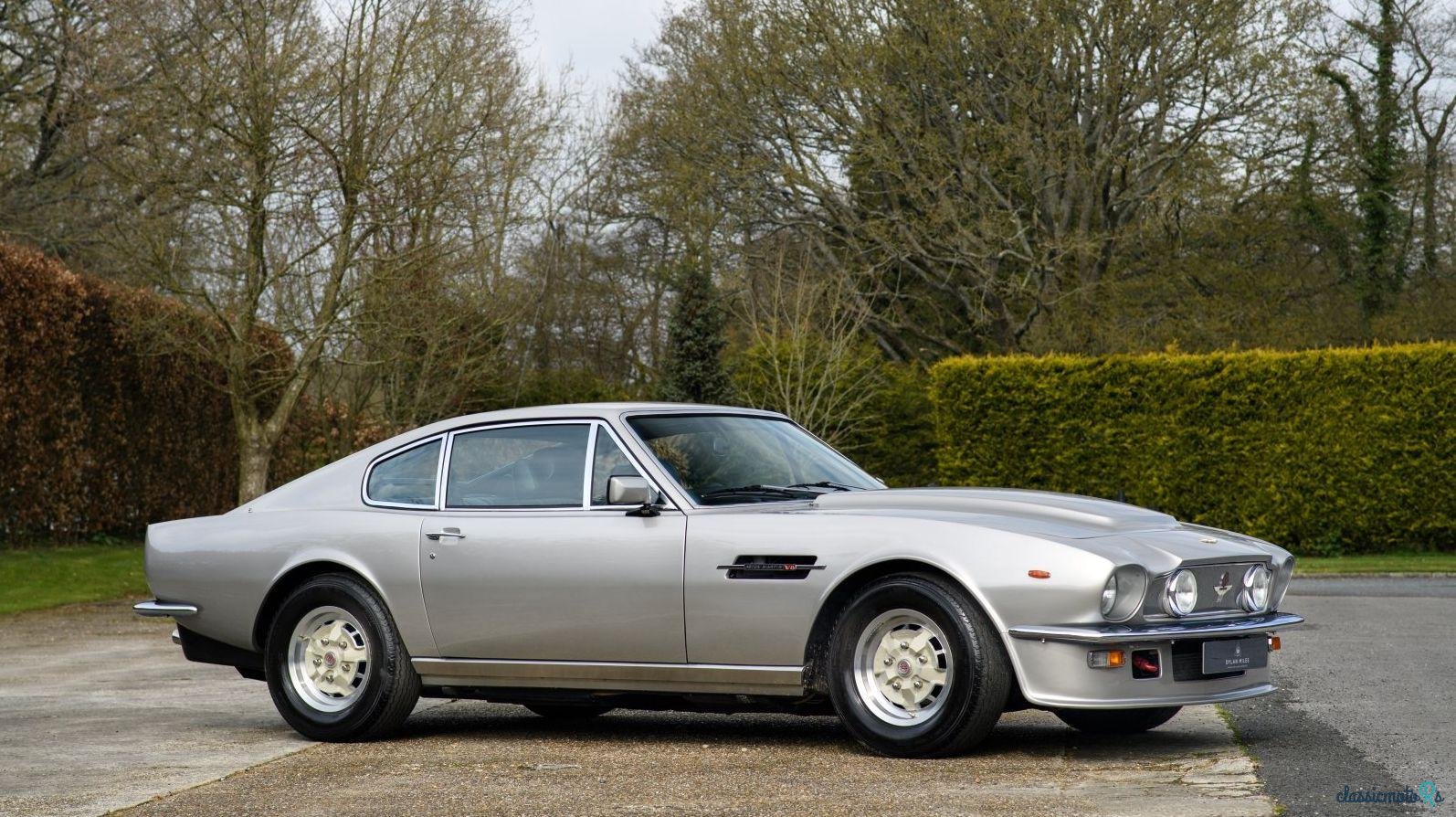 1978' Aston Martin V8 Vantage photo #3