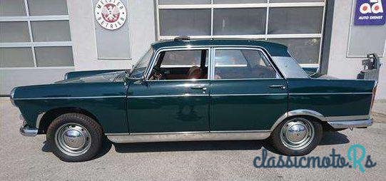 1972' Peugeot 404 Berline photo #2