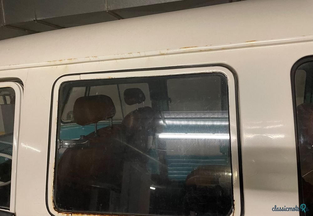 1975' Volkswagen Transporter photo #4