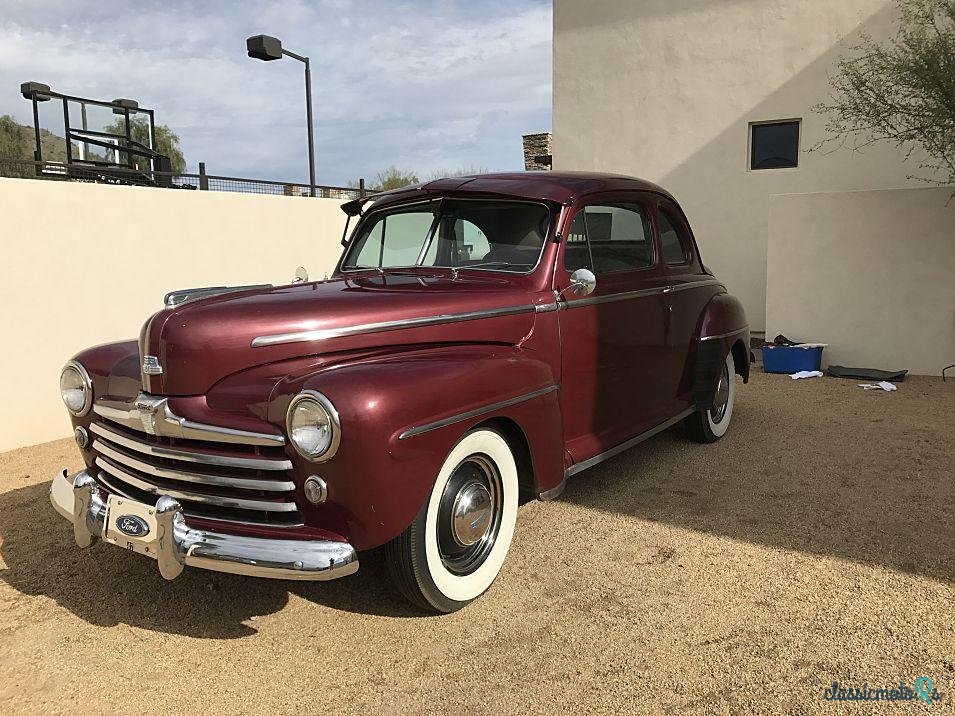 1947' Ford Super Deluxe photo #2