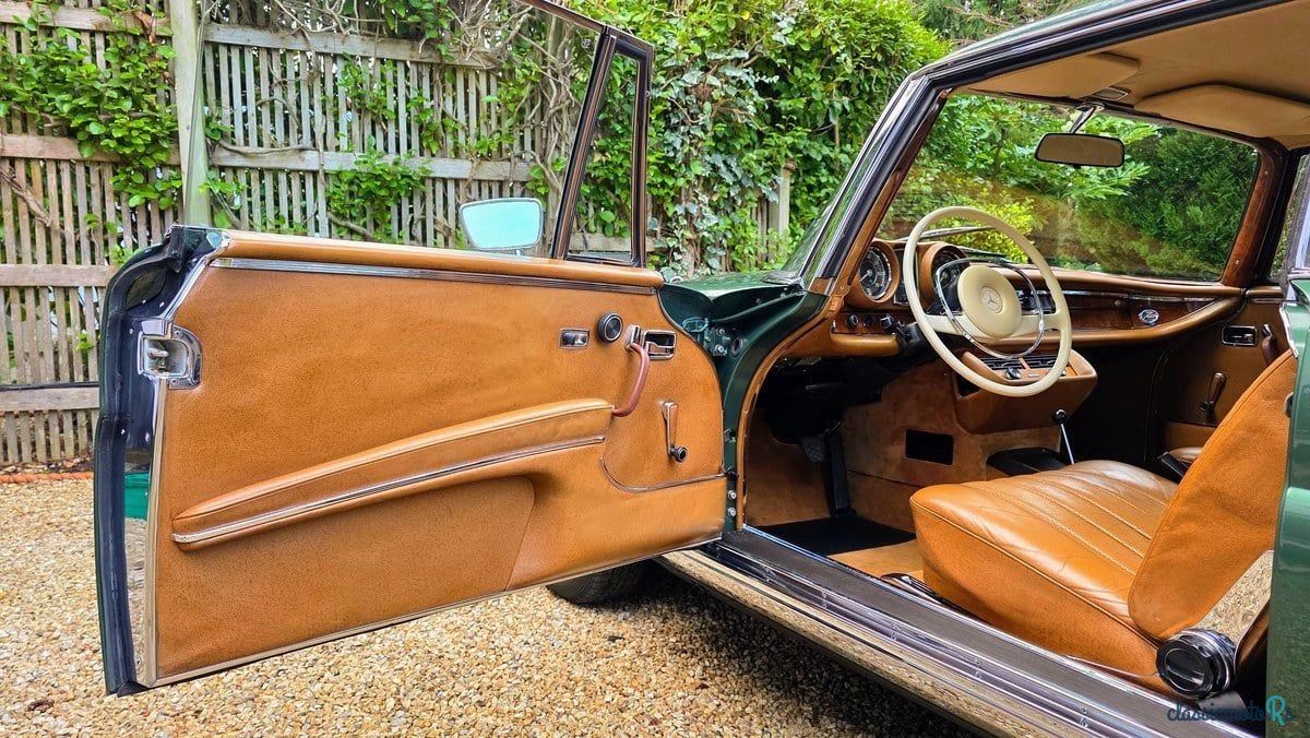 1970' Mercedes-Benz Se Series photo #6